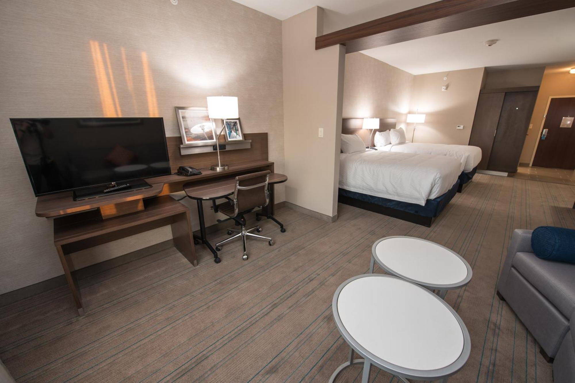 Hotel Fairfield & By Marriott